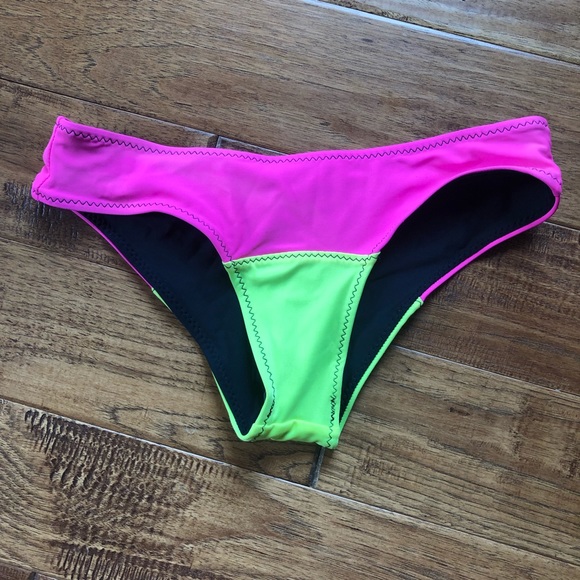 Beach Riot Neon Bikini Bottom - Picture 4 of 4